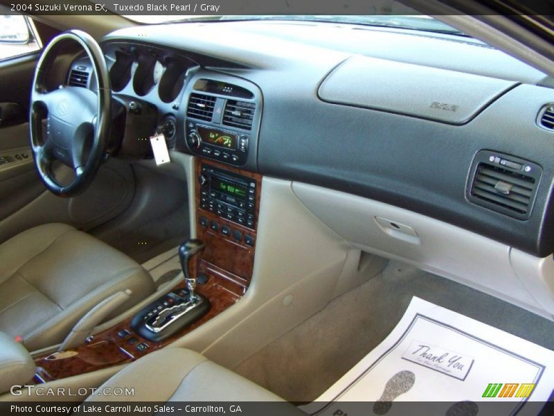 Dashboard of 2004 Verona EX