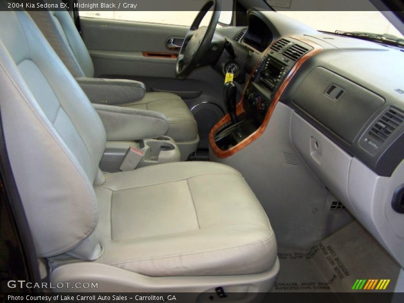 Midnight Black / Gray 2004 Kia Sedona EX