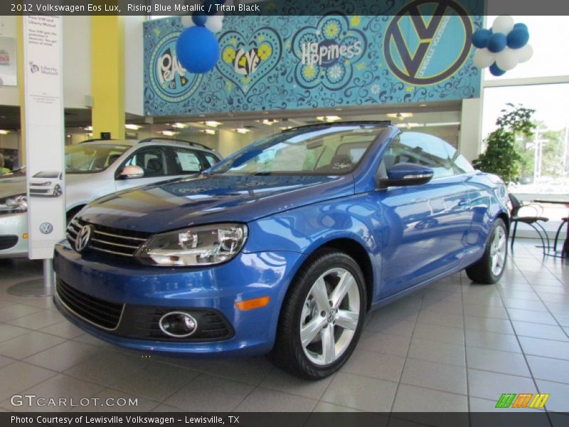 Front 3/4 View of 2012 Eos Lux