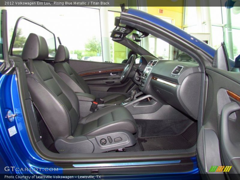  2012 Eos Lux Titan Black Interior