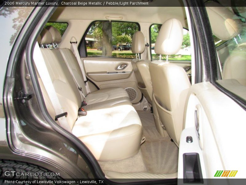  2006 Mariner Luxury Pebble/Light Parchment Interior