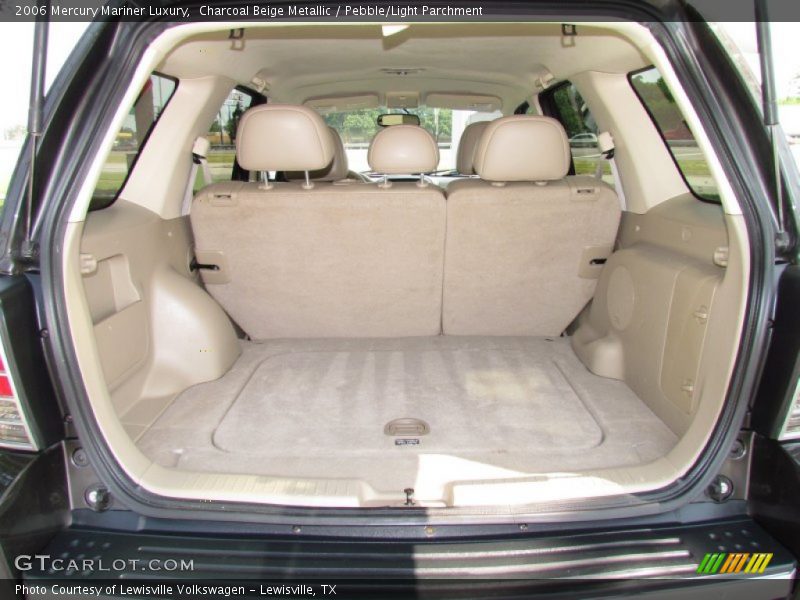  2006 Mariner Luxury Trunk