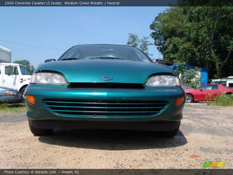 Medium Green Metallic / Neutral 1999 Chevrolet Cavalier LS Sedan