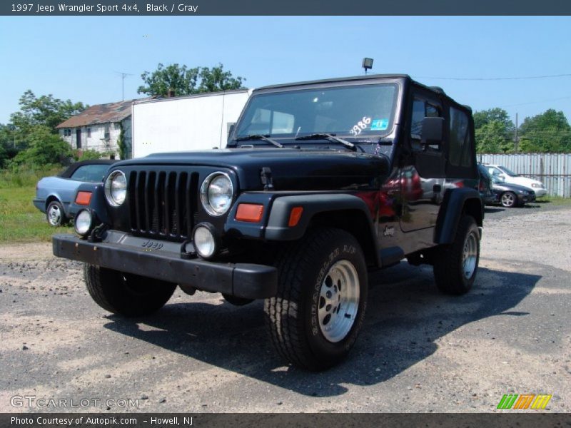 Black / Gray 1997 Jeep Wrangler Sport 4x4