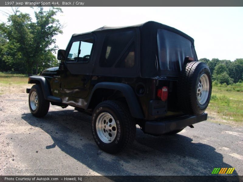 Black / Gray 1997 Jeep Wrangler Sport 4x4