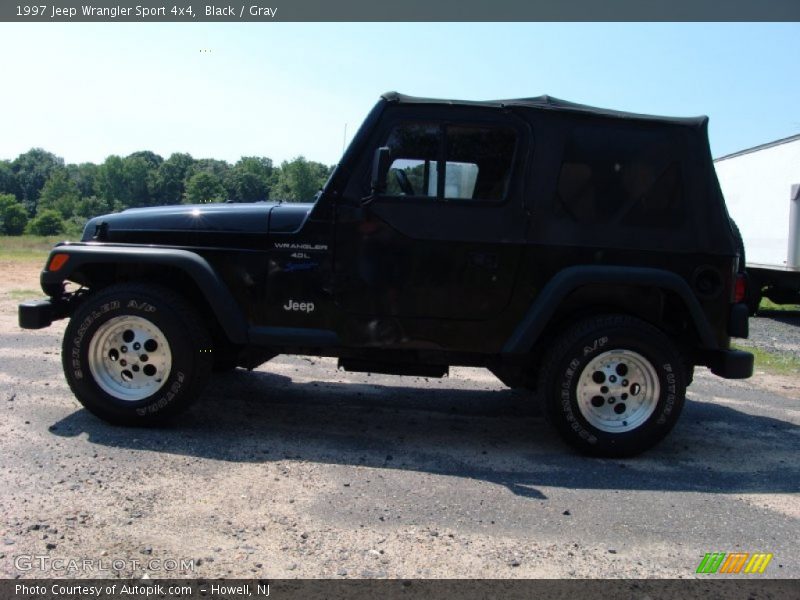 Black / Gray 1997 Jeep Wrangler Sport 4x4