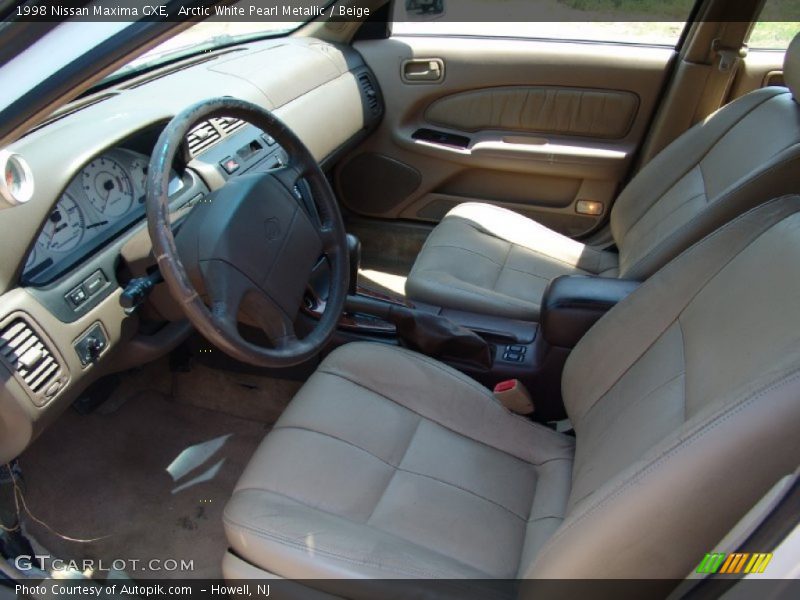  1998 Maxima GXE Beige Interior