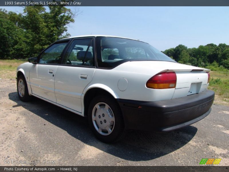 White / Gray 1993 Saturn S Series SL1 Sedan