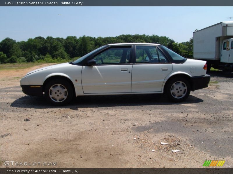 White / Gray 1993 Saturn S Series SL1 Sedan