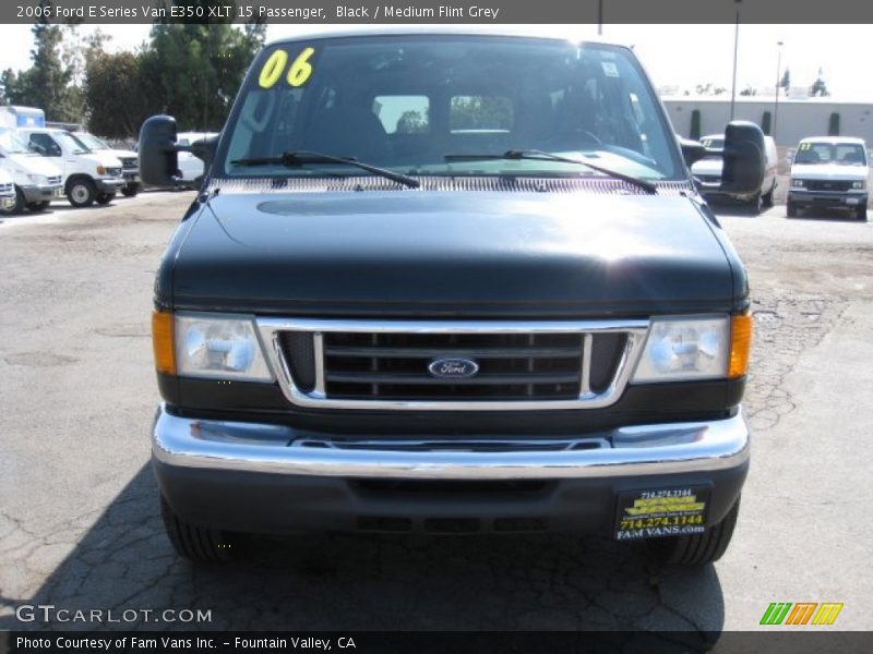 Black / Medium Flint Grey 2006 Ford E Series Van E350 XLT 15 Passenger