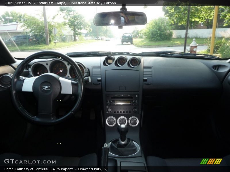 Silverstone Metallic / Carbon 2005 Nissan 350Z Enthusiast Coupe