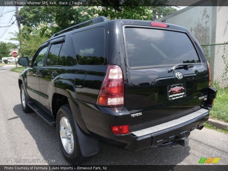 Black / Taupe 2005 Toyota 4Runner SR5 4x4