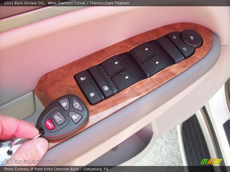 White Diamond Tricoat / Titanium/Dark Titanium 2011 Buick Enclave CXL