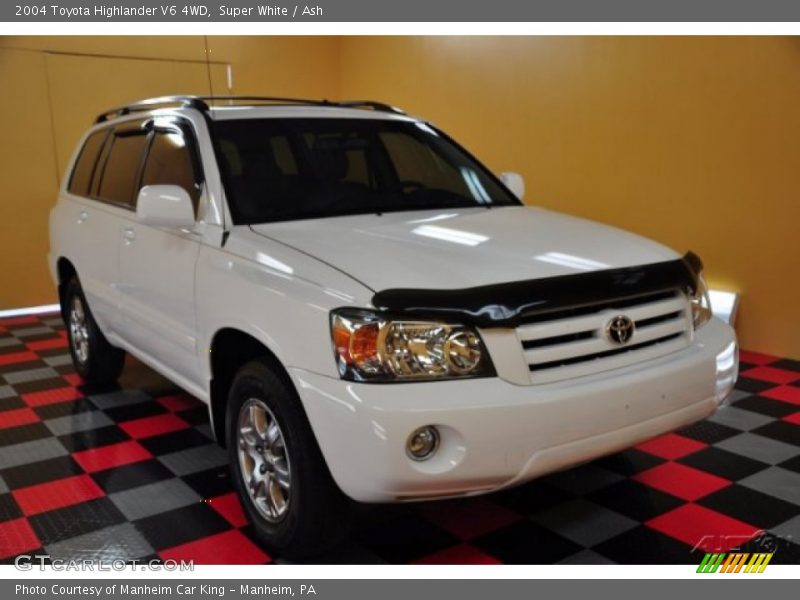 Super White / Ash 2004 Toyota Highlander V6 4WD