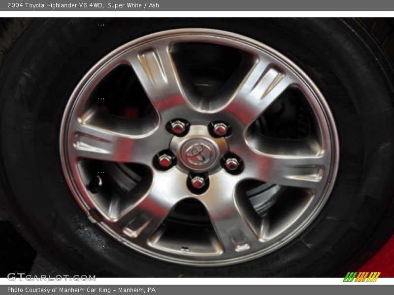 Super White / Ash 2004 Toyota Highlander V6 4WD