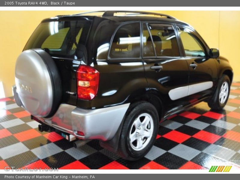 Black / Taupe 2005 Toyota RAV4 4WD