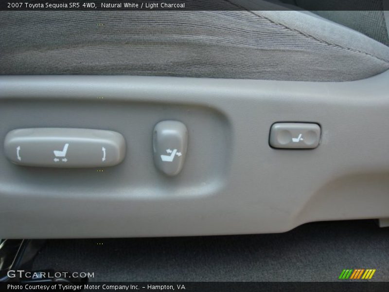 Natural White / Light Charcoal 2007 Toyota Sequoia SR5 4WD