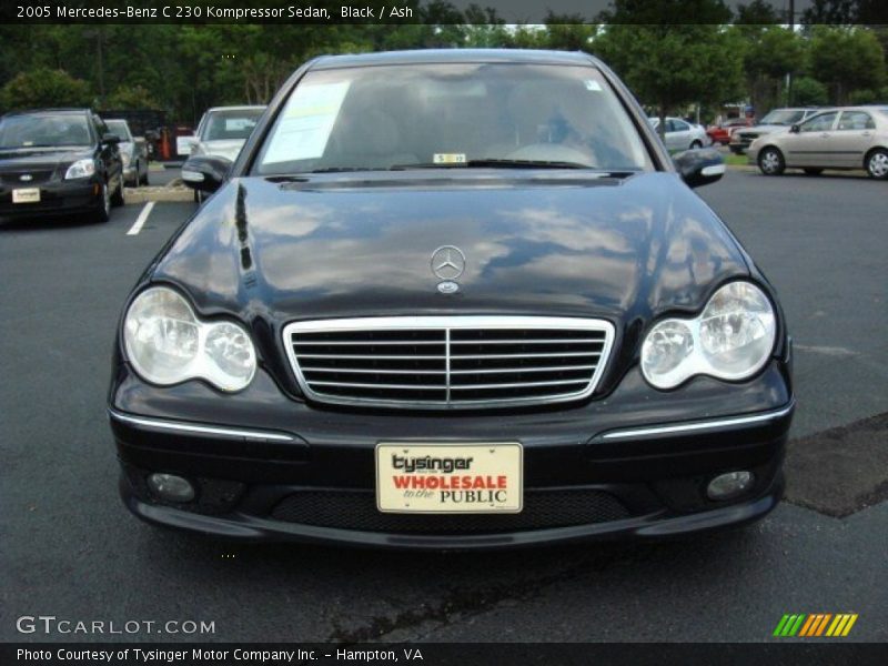Black / Ash 2005 Mercedes-Benz C 230 Kompressor Sedan