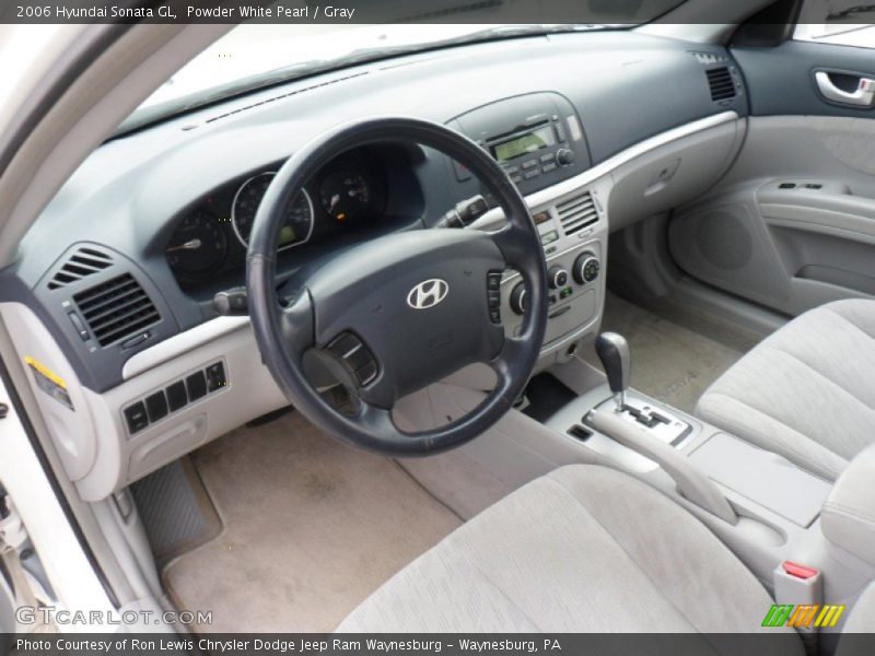 Gray Interior - 2006 Sonata GL 