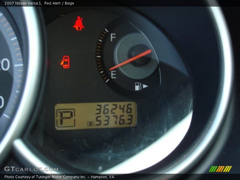 Red Alert / Beige 2007 Nissan Versa S
