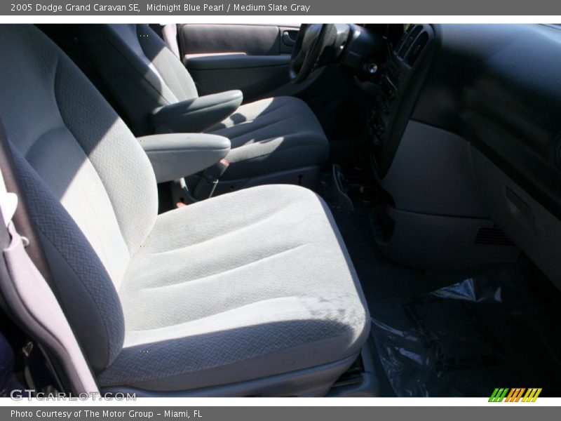 Midnight Blue Pearl / Medium Slate Gray 2005 Dodge Grand Caravan SE