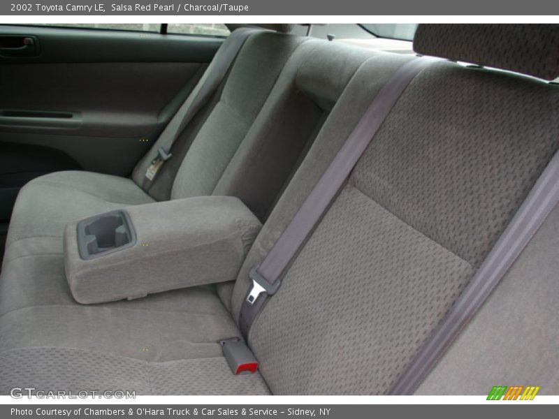 Salsa Red Pearl / Charcoal/Taupe 2002 Toyota Camry LE