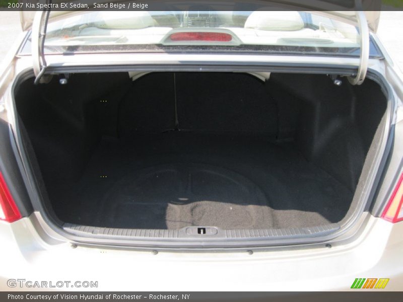  2007 Spectra EX Sedan Trunk