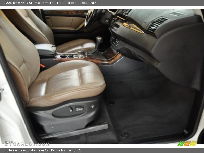 Alpine White / Truffle Brown Dakota Leather 2006 BMW X5 3.0i