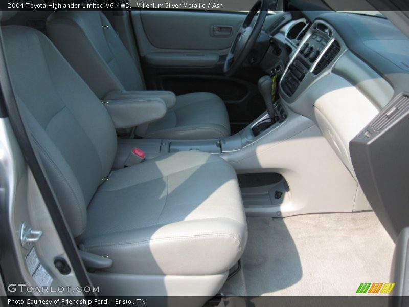 Millenium Silver Metallic / Ash 2004 Toyota Highlander Limited V6 4WD