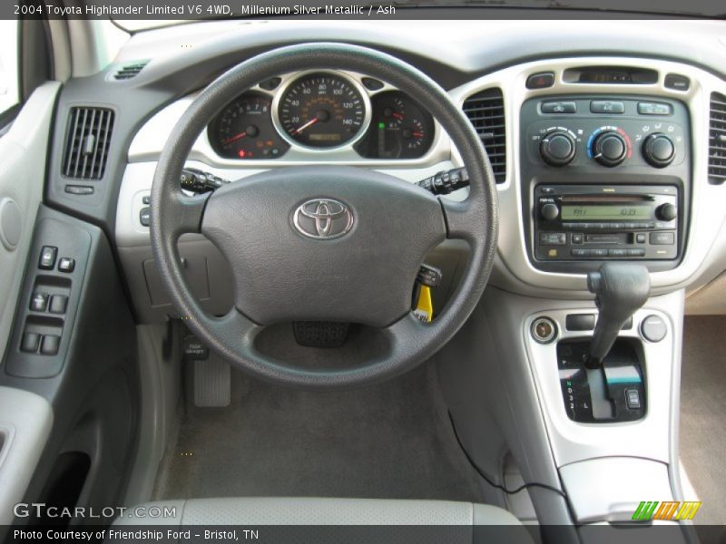 Millenium Silver Metallic / Ash 2004 Toyota Highlander Limited V6 4WD
