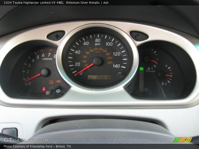 Millenium Silver Metallic / Ash 2004 Toyota Highlander Limited V6 4WD