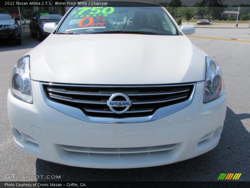 Winter Frost White / Charcoal 2012 Nissan Altima 2.5 S