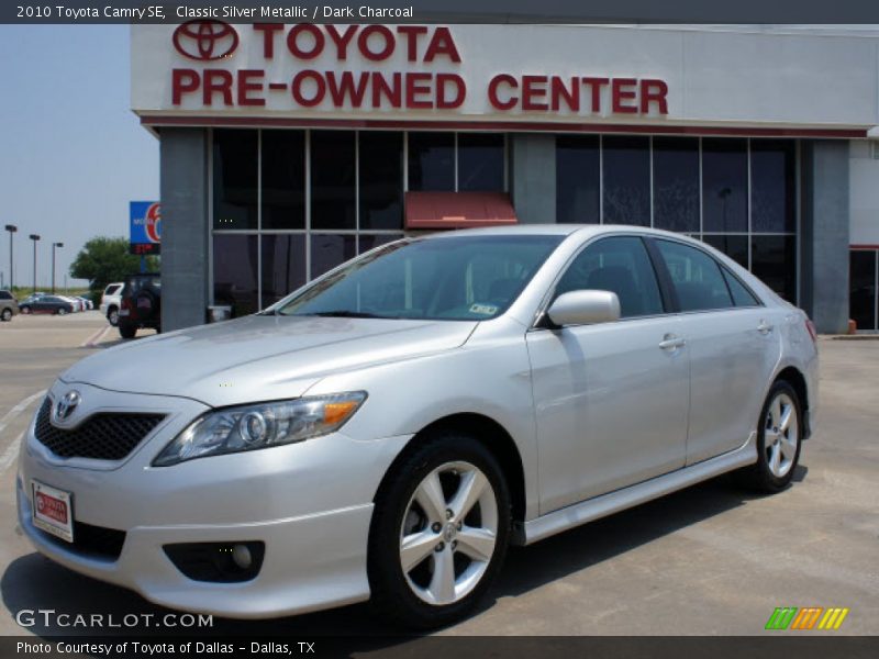 Classic Silver Metallic / Dark Charcoal 2010 Toyota Camry SE