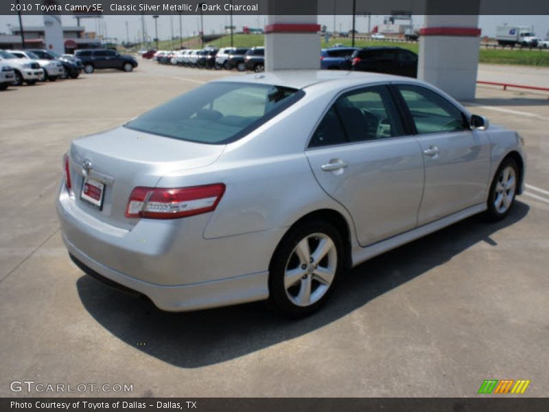 Classic Silver Metallic / Dark Charcoal 2010 Toyota Camry SE
