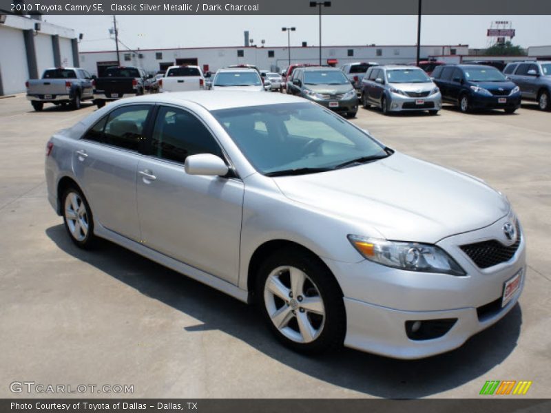 Classic Silver Metallic / Dark Charcoal 2010 Toyota Camry SE