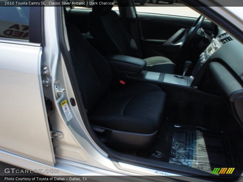 Classic Silver Metallic / Dark Charcoal 2010 Toyota Camry SE