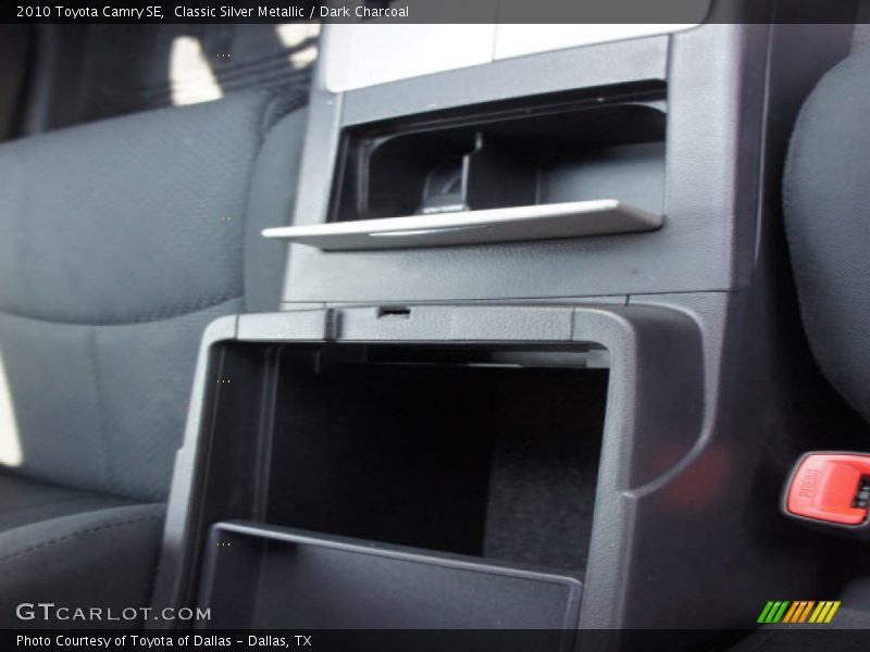 Classic Silver Metallic / Dark Charcoal 2010 Toyota Camry SE