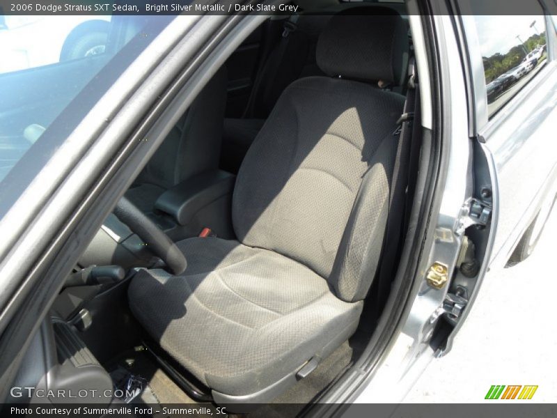 Bright Silver Metallic / Dark Slate Grey 2006 Dodge Stratus SXT Sedan