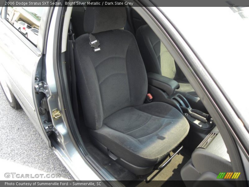 Bright Silver Metallic / Dark Slate Grey 2006 Dodge Stratus SXT Sedan