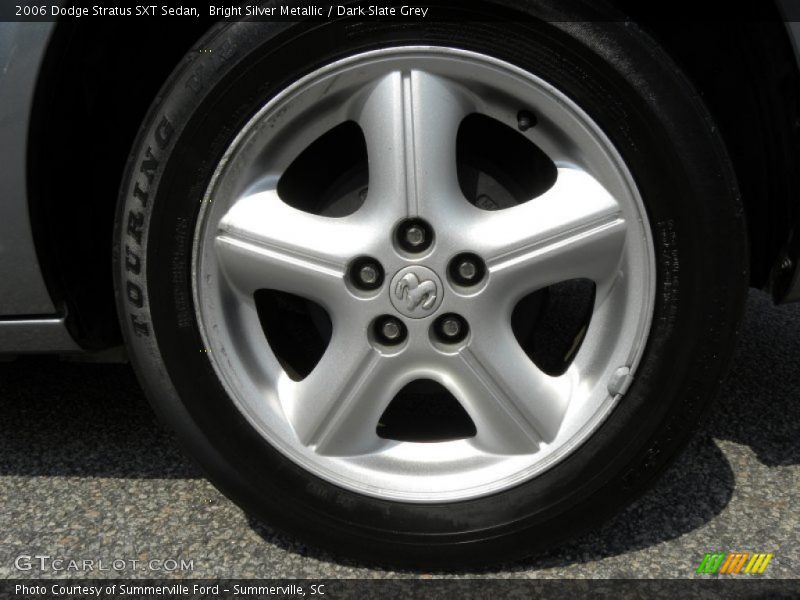 Bright Silver Metallic / Dark Slate Grey 2006 Dodge Stratus SXT Sedan