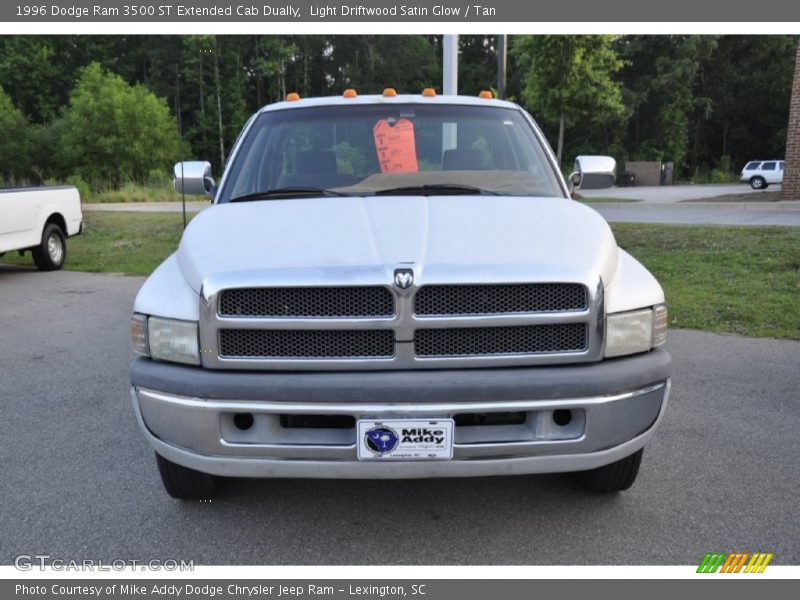 Light Driftwood Satin Glow / Tan 1996 Dodge Ram 3500 ST Extended Cab Dually