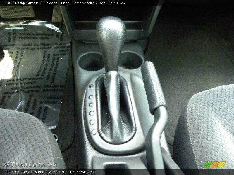 Bright Silver Metallic / Dark Slate Grey 2006 Dodge Stratus SXT Sedan