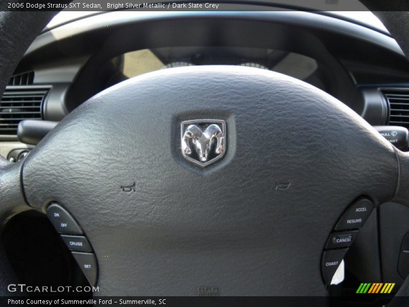 Bright Silver Metallic / Dark Slate Grey 2006 Dodge Stratus SXT Sedan