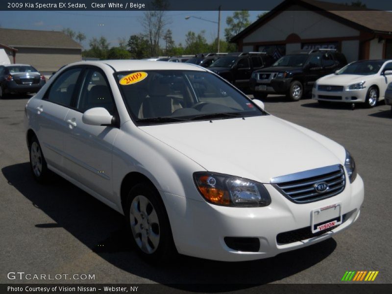 Clear White / Beige 2009 Kia Spectra EX Sedan