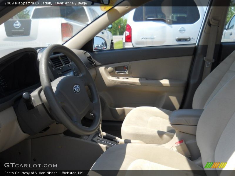 Clear White / Beige 2009 Kia Spectra EX Sedan