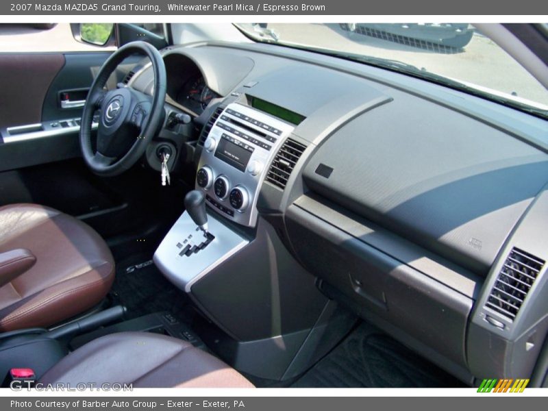 Dashboard of 2007 MAZDA5 Grand Touring