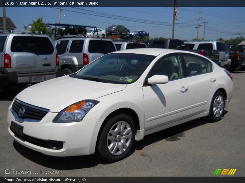 Winter Frost Pearl / Blond 2009 Nissan Altima 2.5 S