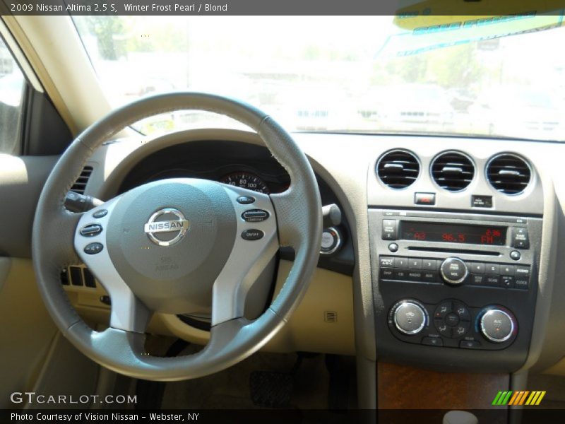 Winter Frost Pearl / Blond 2009 Nissan Altima 2.5 S