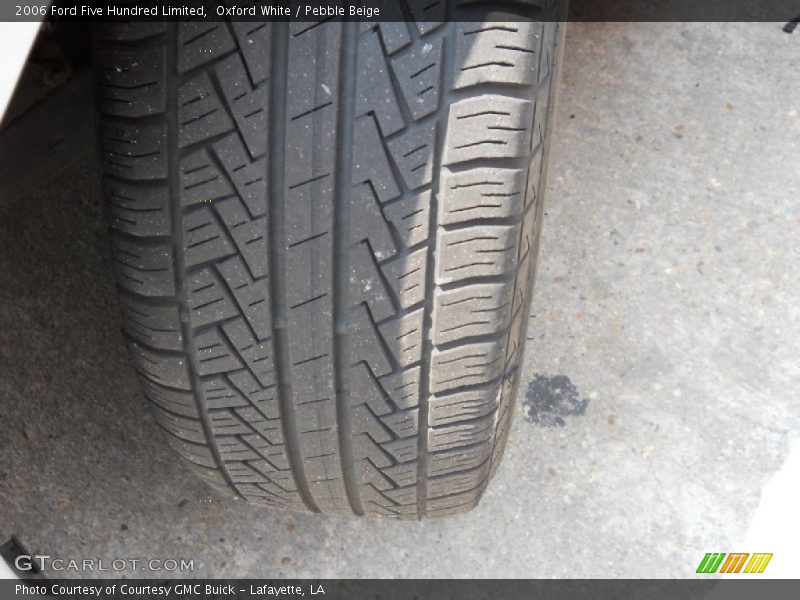 Oxford White / Pebble Beige 2006 Ford Five Hundred Limited