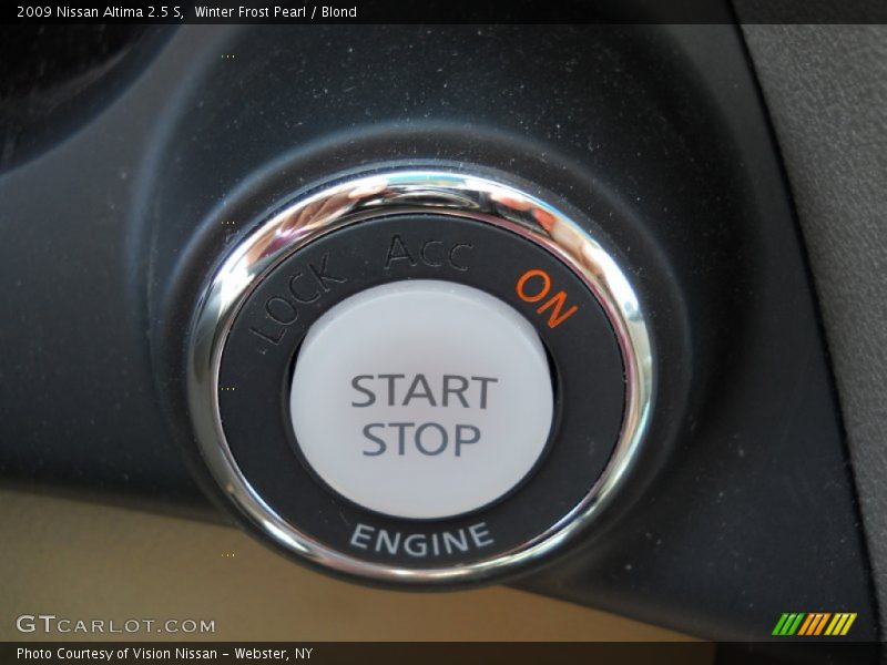 Winter Frost Pearl / Blond 2009 Nissan Altima 2.5 S